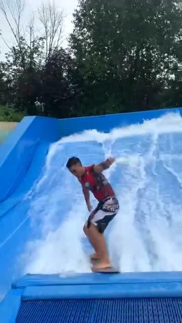 绿色猎人住宅逃生